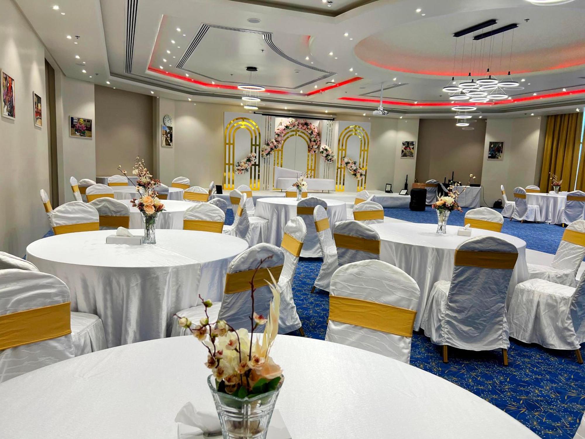 Rozana Hotel Masqat Buitenkant foto